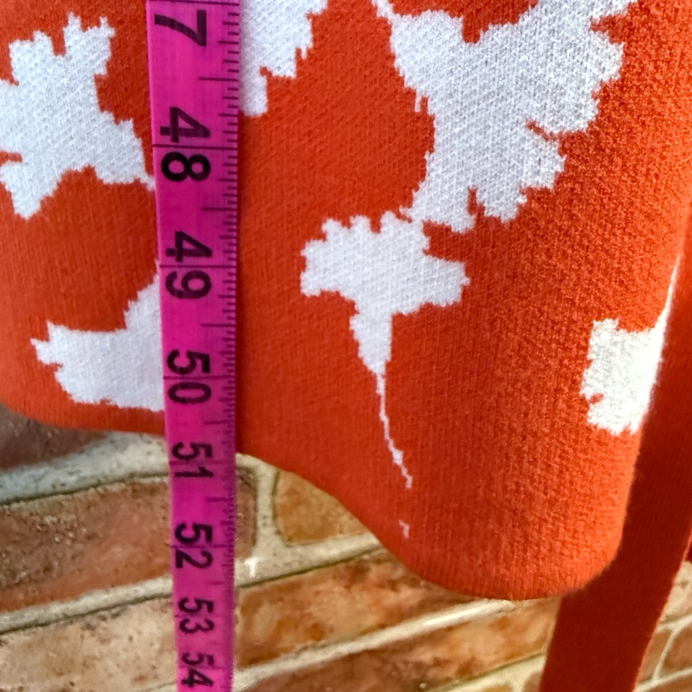 Diane Von Furstenberg Red & White Sleeveless floral sweater Wrap Dress with Belt - Picture 3 of 7